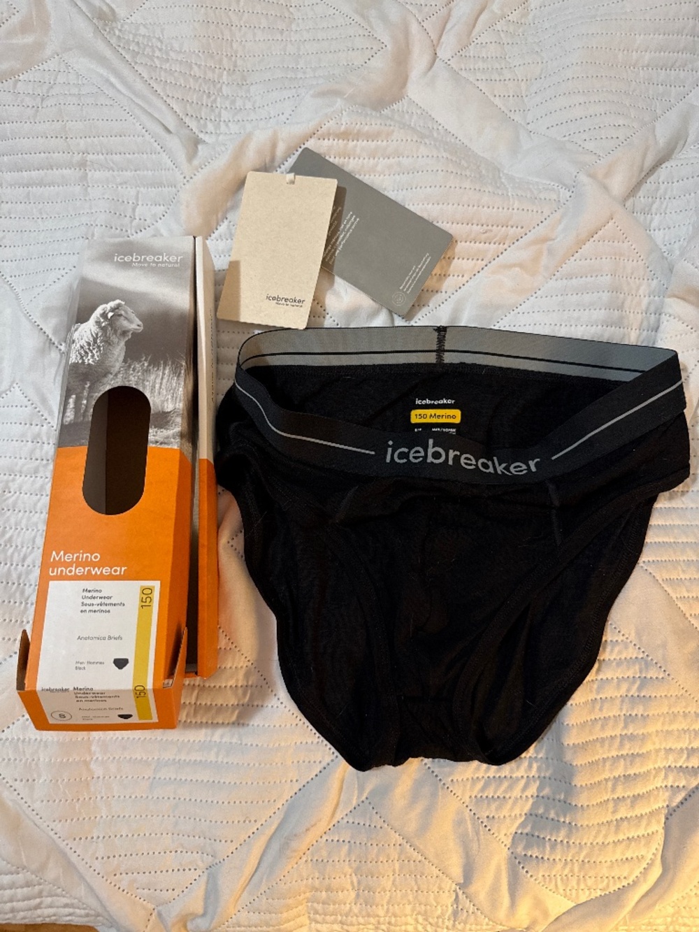 Icebreaker men’s 150 Marino briefs, black men small